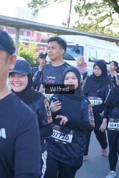 Runner Photo 1656554