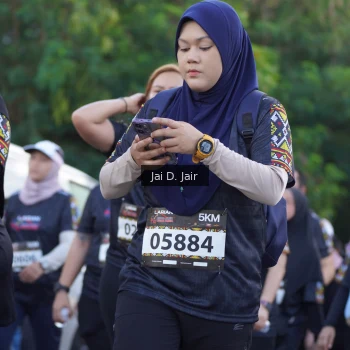 Runner Photo 1656565