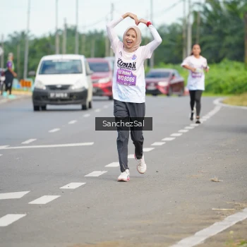 Runner Photo 1656570