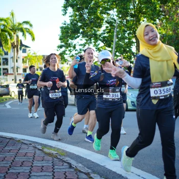 Runner Photo 1656748