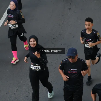 Runner Photo 1656779