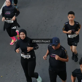 Runner Photo 1656781