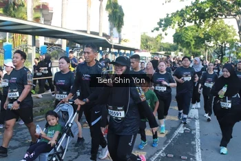Runner Photo 1657048