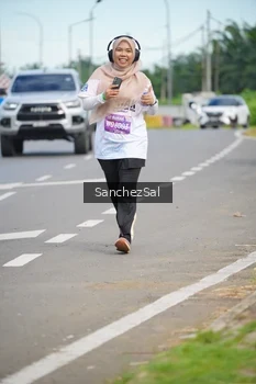 Runner Photo 1657058