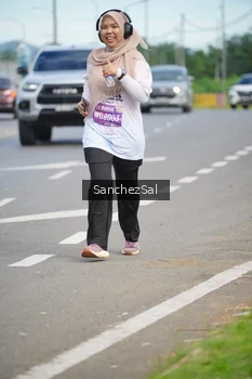 Runner Photo 1657080
