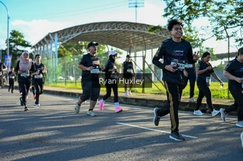 Runner Photo 1657179