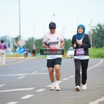 Runner Photo 1657265