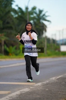 Runner Photo 1657328