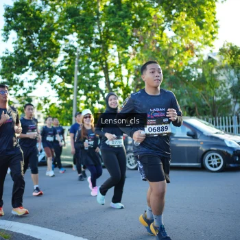 Runner Photo 1657330