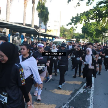 Runner Photo 1657415