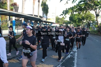 Runner Photo 1657498