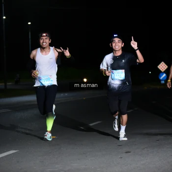Runner Photo 1657532