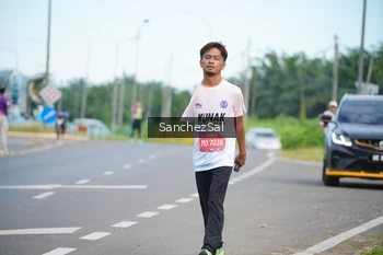 Runner Photo 1657542