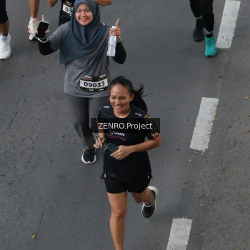 Runner Photo 1657591