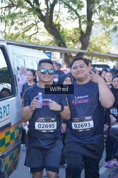 Runner Photo 1657600