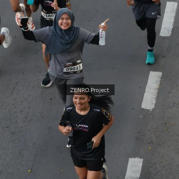 Runner Photo 1657605
