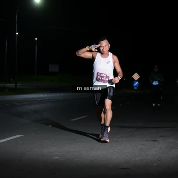 Runner Photo 1657685