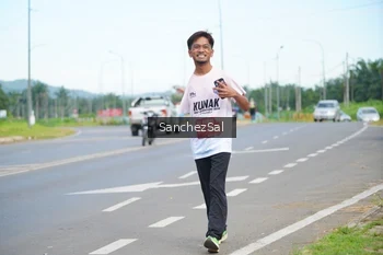 Runner Photo 1657761