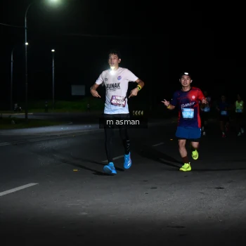 Runner Photo 1657771