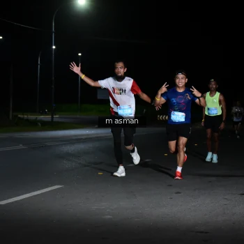 Runner Photo 1657815