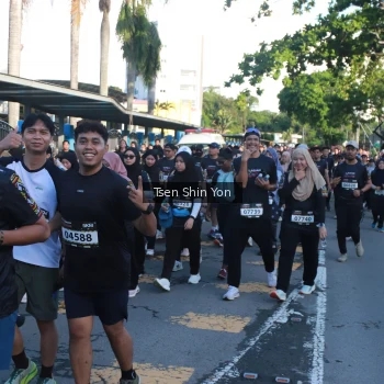 Runner Photo 1657836