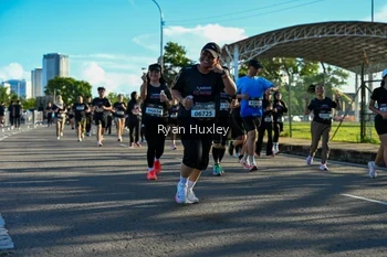 Runner Photo 1657843