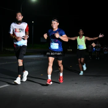 Runner Photo 1657861