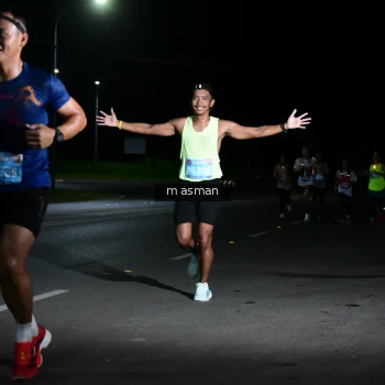 Runner Photo 1657886