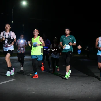 Runner Photo 1657920