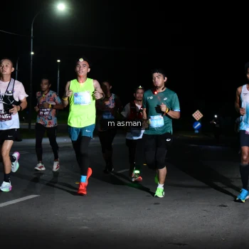 Runner Photo 1657933