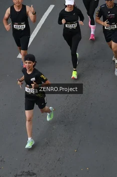Runner Photo 1658074