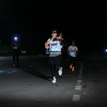 Runner Photo 1658102