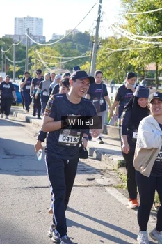 Runner Photo 1658122