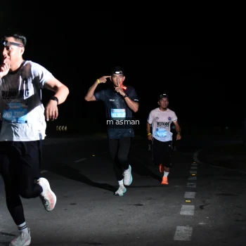 Runner Photo 1658127