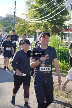 Runner Photo 1658137