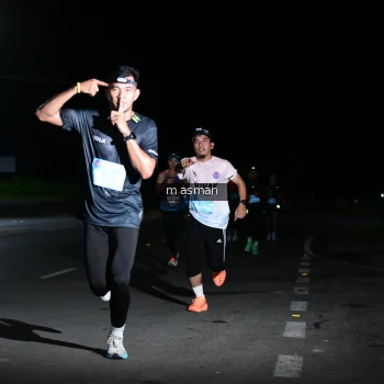 Runner Photo 1658161