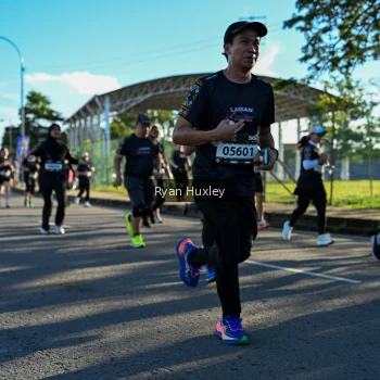 Runner Photo 1658171