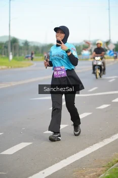 Runner Photo 1658191