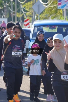 Runner Photo 1658263