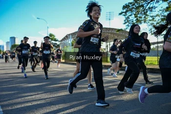 Runner Photo 1658272