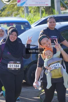 Runner Photo 1658363