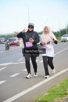 Runner Photo 1658366