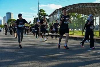 Runner Photo 1658372