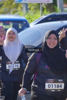 Runner Photo 1658386