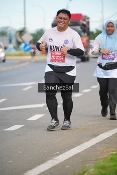 Runner Photo 1658501