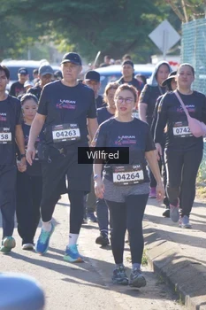 Runner Photo 1658549