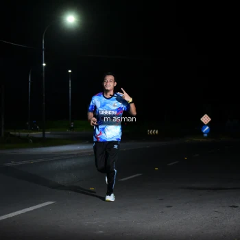 Runner Photo 1658553