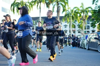 Runner Photo 1658610