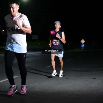 Runner Photo 1658621