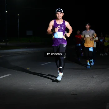Runner Photo 1658681